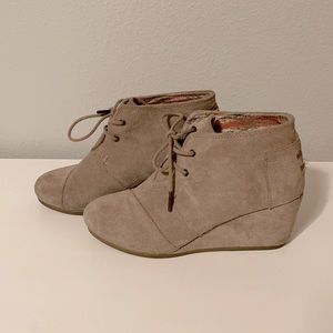 Toms Desert Wedge Bootie Tan